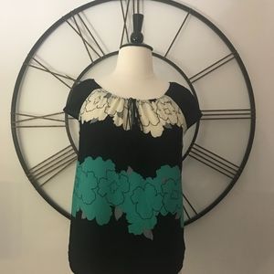 Unique Spectrum SleevelesFlower Design Top Size XL